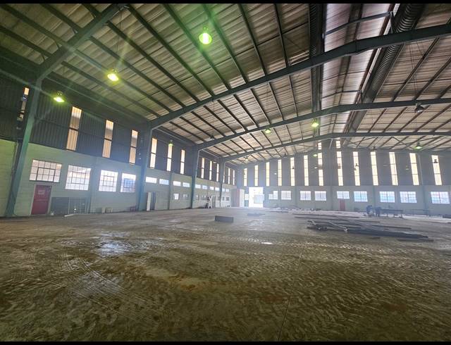 5,500M² WAREHOUSE TO LET IN ISANDO